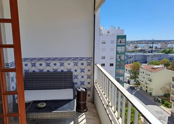 Apartment Stunning Views - One Bedroom In *