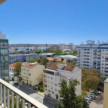 Stunning Views - One Bedroom In * 波尔蒂芒