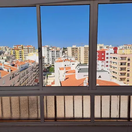 דירה Stunning Views - One Bedroom In